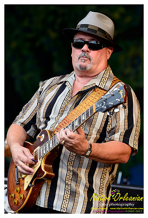 george_porter_jr_jazz_fest__jm_050312_001