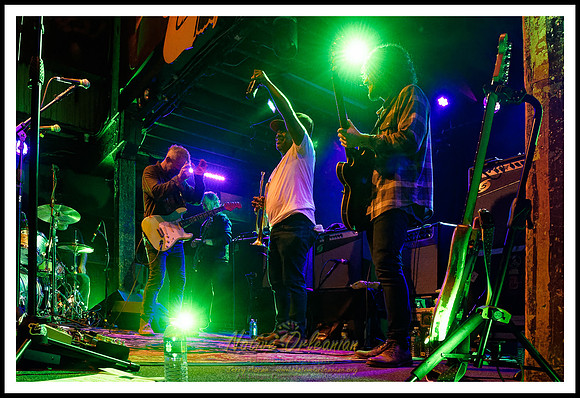 anders_osborne_holiday_spectacular_jm_121721_009