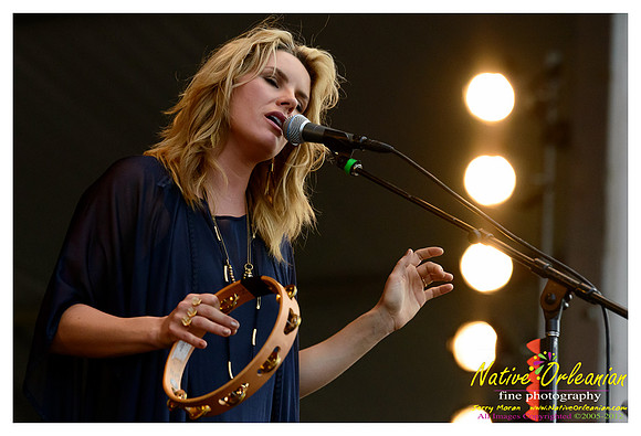 grace_potter_jazz_fest__jm_050412_001