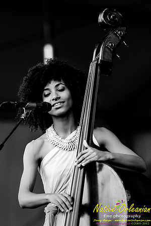 esperanza_spalding_jazz_fest_jm_050312_002
