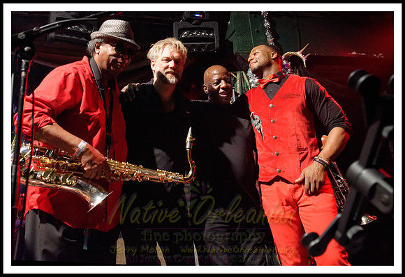 anders_osborne_Tipitina's_Christmas_Spectacular_jm_121816_048