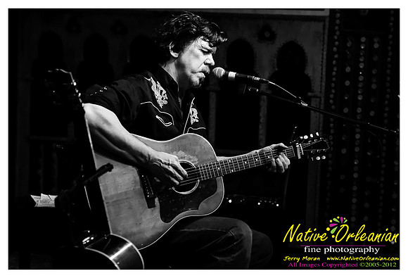 tommy_malone_chikie_wahwah_jm_102312_001