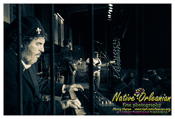 tab_benoit_publiq_house_jm_nofp_020814_005