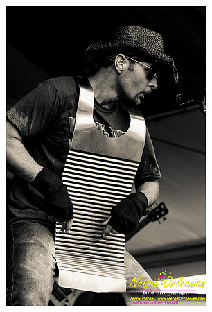 dwayne_dopsie_jazz_fest_jm_050512_001