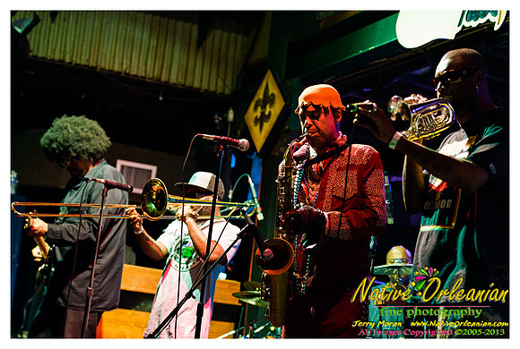 fishbone_tipitinas_jm_020913_008
