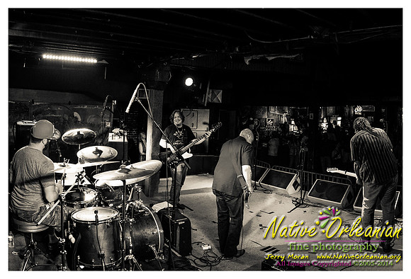 alvin_youngblood_hart_tipitinas_jm_053114_008