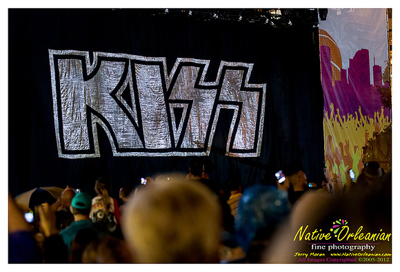 kiss_final4__jm_033012_001