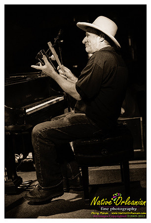 tipitinas_fess_house_party_jm_092912_010