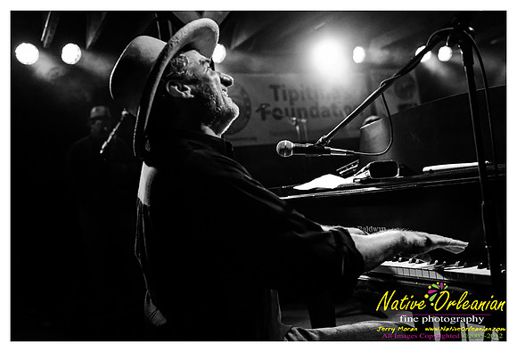 tipitinas_fess_house_party_jm_092912_013