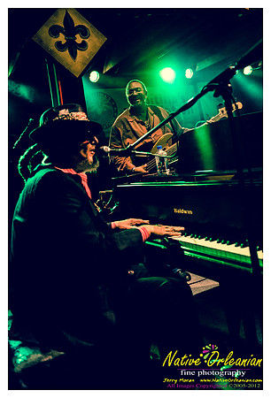 tipitinas_fess_house_party_jm_092912_037