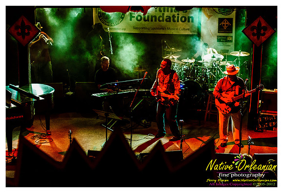 tipitinas_fess_house_party_jm_093012_048