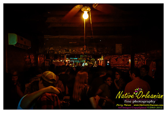 nola_suspects_maple_leaf_jm_093012_003