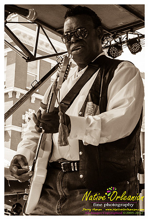 ernie_vincent_and_the_top_notes_ccbf_jm_101312_005