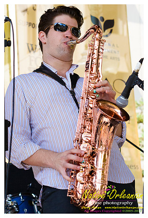 ernie_vincent_and_the_top_notes_ccbf_jm_101312_019