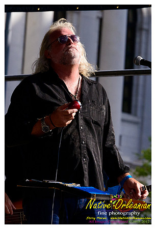 johnny_sansone_ccbf_jm_101312_008