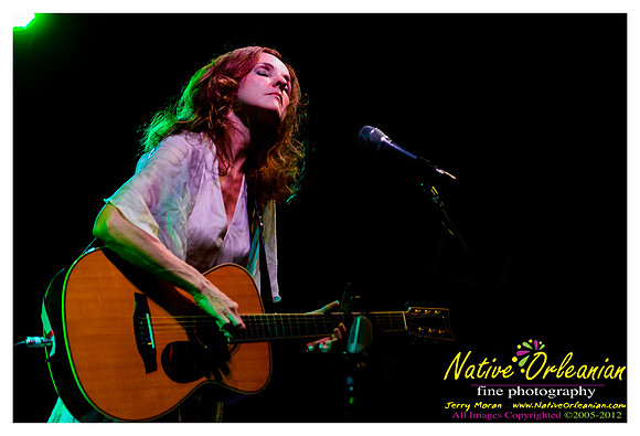 patty_griffen_tipitinas_jm_101812_005