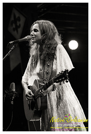 patty_griffen_tipitinas_jm_101812_008