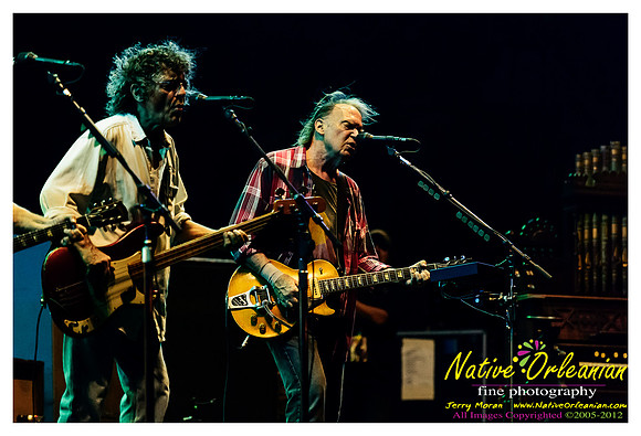 neil_young_voodoo_fest_jm_102612_012