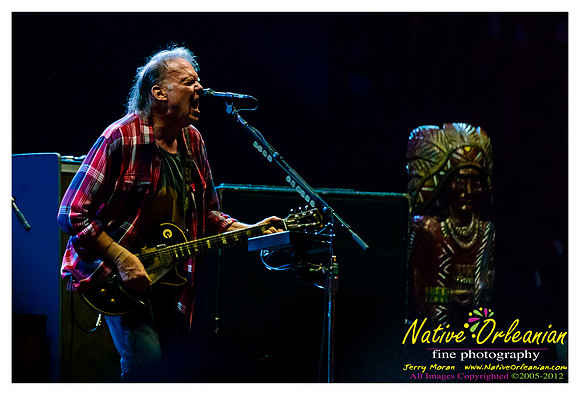 neil_young_voodoo_fest_jm_102612_015