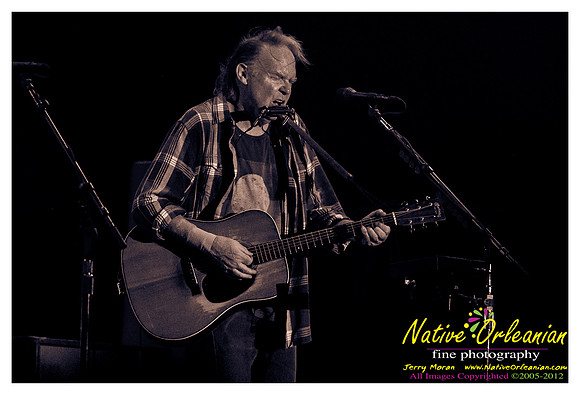 neil_young_voodoo_fest_jm_102612_017