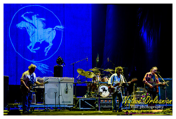 neil_young_voodoo_fest_jm_102612_019