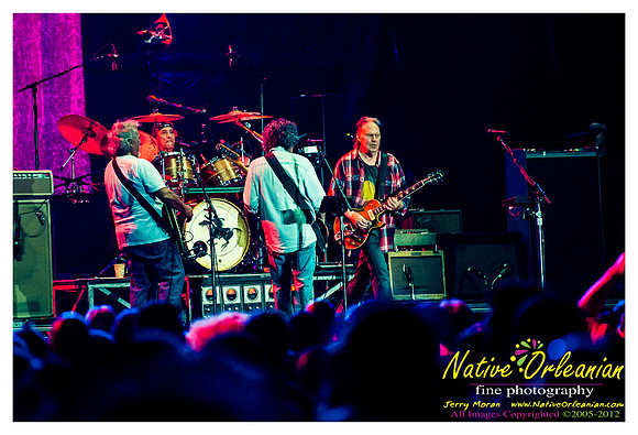 neil_young_voodoo_fest_jm_102612_021