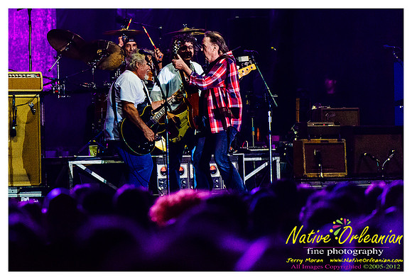 neil_young_voodoo_fest_jm_102612_024