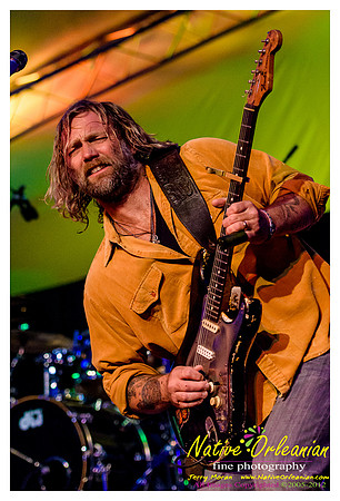 anders_osborne_voodoo_fest_jm_102712_018