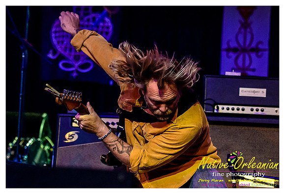 anders_osborne_voodoo_fest_jm_102712_003