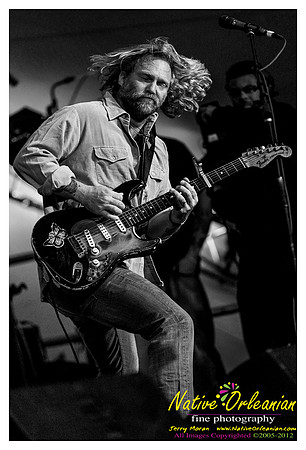 anders_osborne_voodoo_fest_jm_102712_014