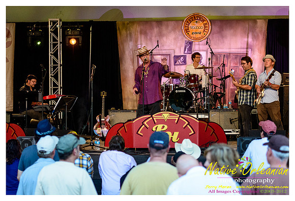 paul_sanchez_voodoo_fest_jm_102612_007
