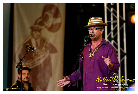 paul_sanchez_voodoo_fest_jm_102612_008