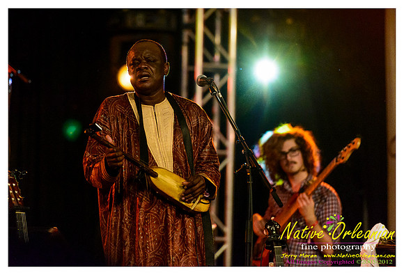 Cheick_Hamalla_Diabate_voodoo_fest_jm_102612_002