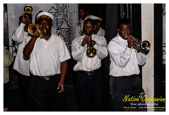 shell_beach_benefit_hw_jm_111012_003