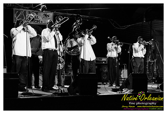 shell_beach_benefit_hw_jm_111012_009