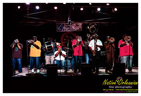 shell_beach_benefit_hw_jm_111012_012
