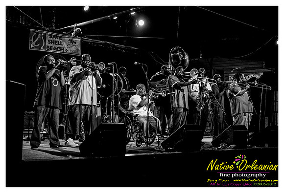 shell_beach_benefit_hw_jm_111012_014