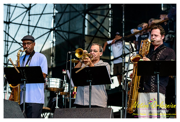 dr_john_final_four_jm_040112_008