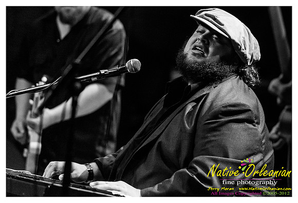 southern_hospitality_hob_jm_112112_011