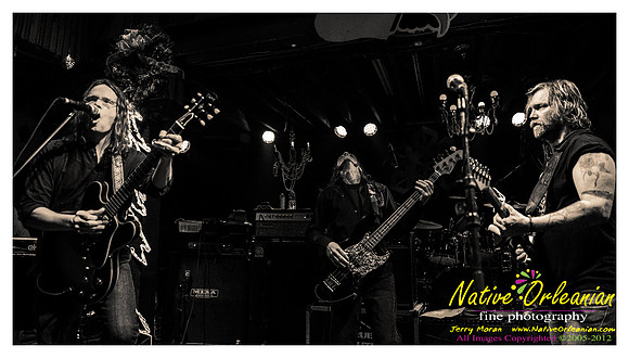 anders_osborne_tipitinas_xmas_jm_120812_010