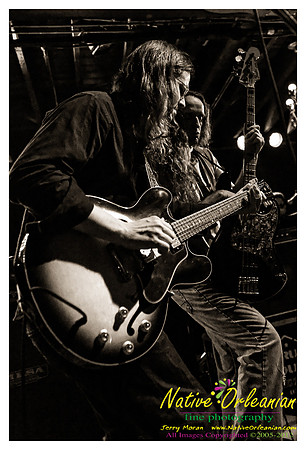 anders_osborne_tips_xmas2_jm_120912_009