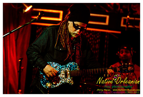 papa_mali_maple_leaf_jm_120812_002