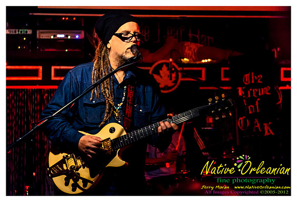 papa_mali_maple_leaf_jm_120812_009