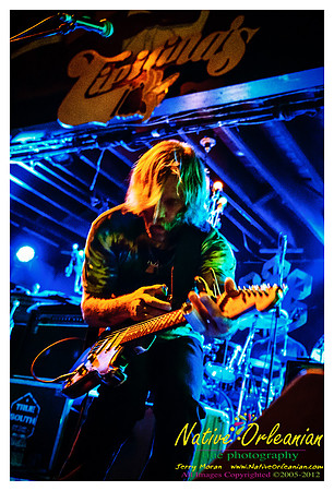 anders_osborne_tips_xmas2_jm_120912_033