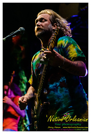 anders_osborne_tips_xmas2_jm_120912_034