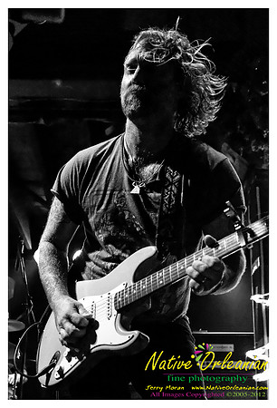 anders_osborne_tips_xmas2_jm_120912_044