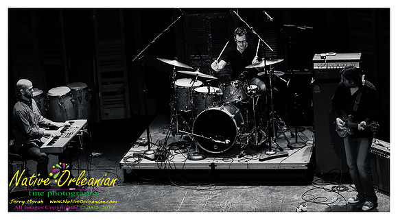 hone_for_the_holidays_daniel_price_benefit_jm_122112_003