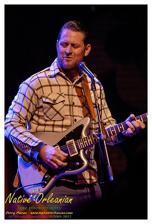 hone_for_the_holidays_daniel_price_benefit_jm_122112_009