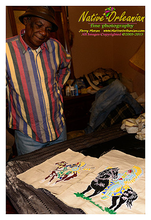 monk_new_suit_patches_jm_010613_002