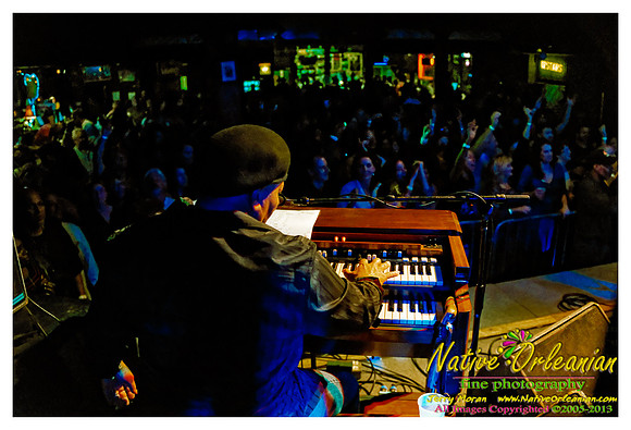 the_nevilles_tipitinas_jm_012713_001